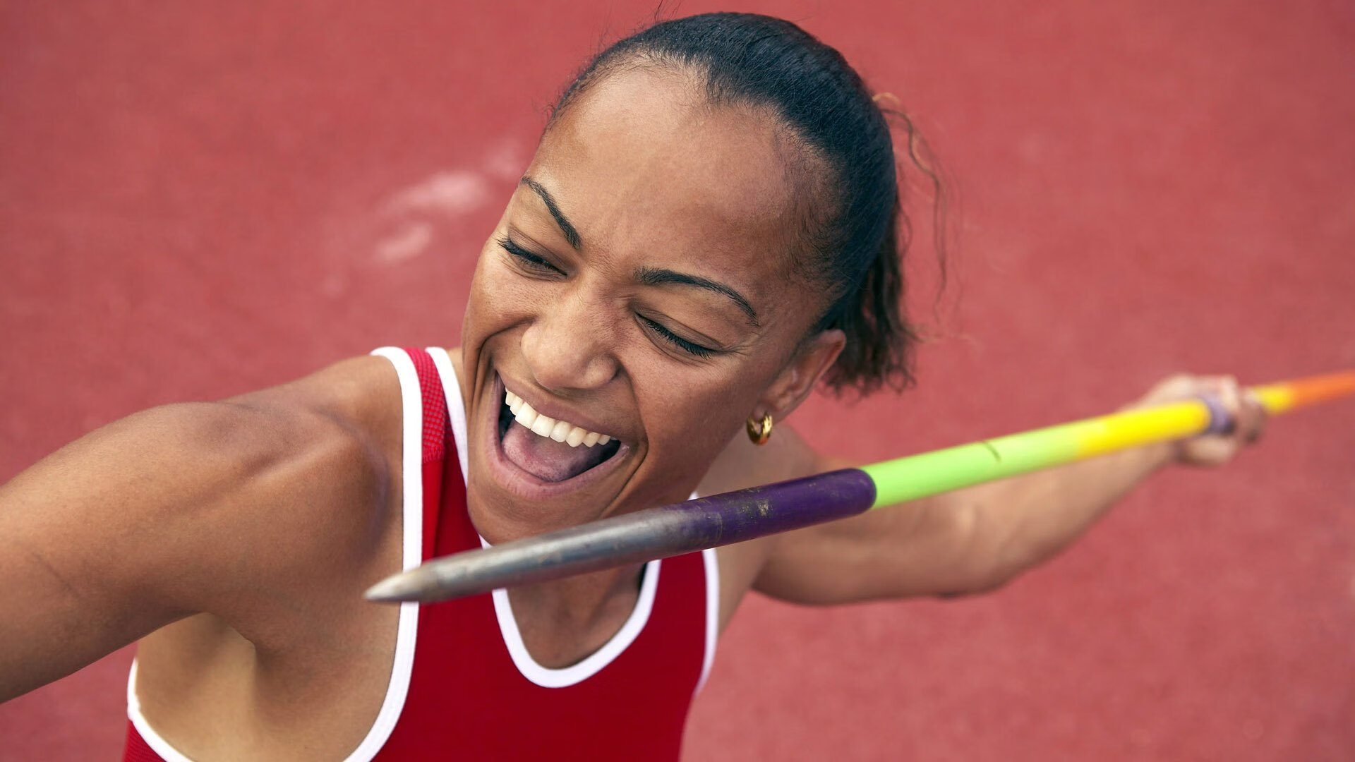 美网女单决赛落幕，斯瓦泰克横扫对手再度封后，美网女单比赛结果